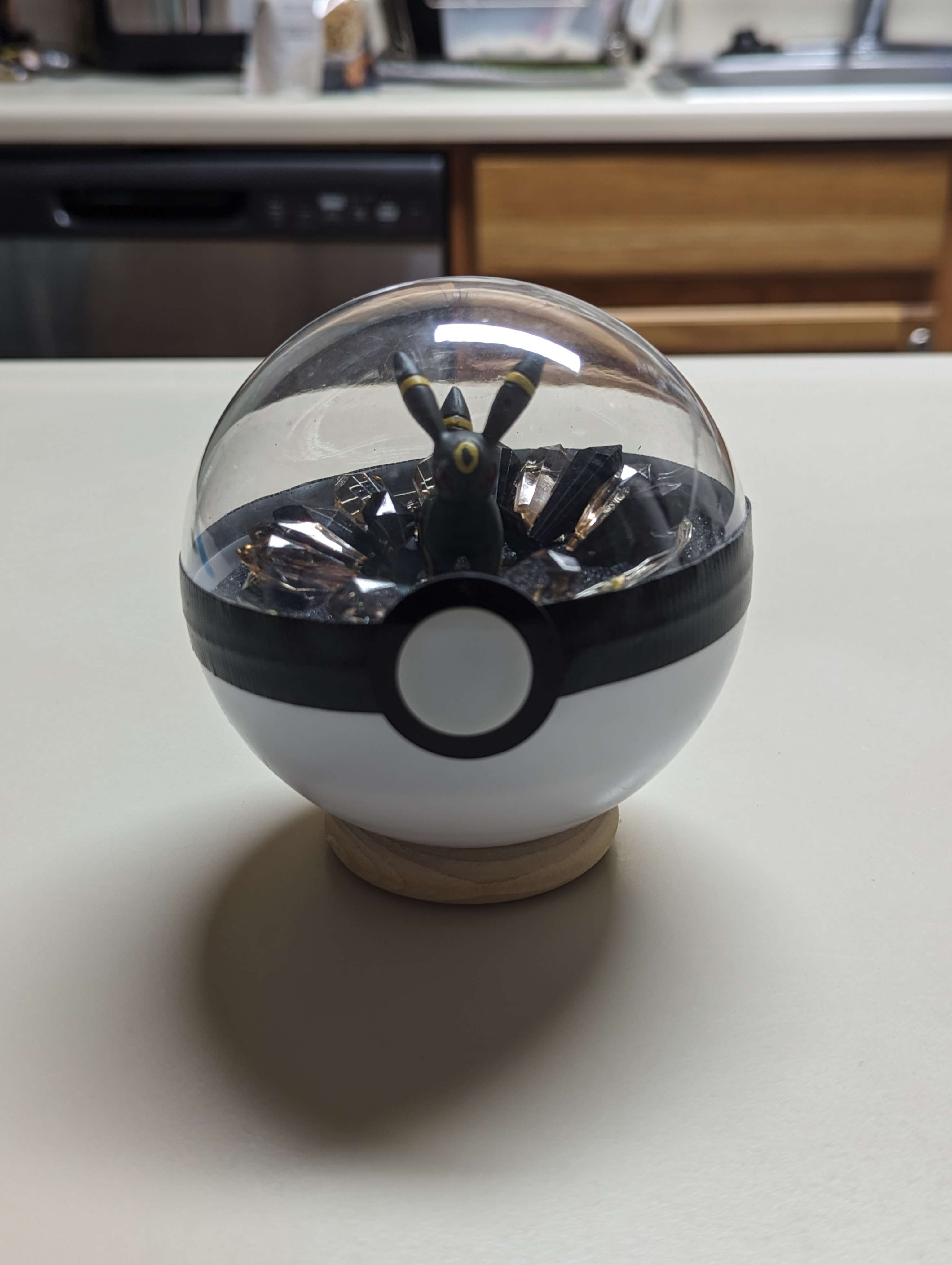 Umbreon terrarium